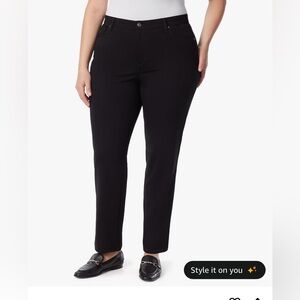Gloria Vanderbilt Women's Classic Black Straight Leg Jeans